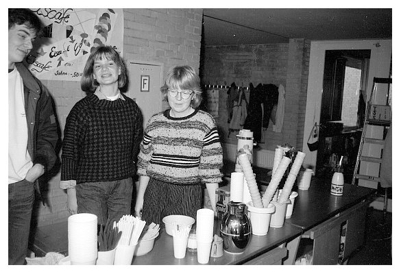 archiv1984_weihnachtsbasar_07